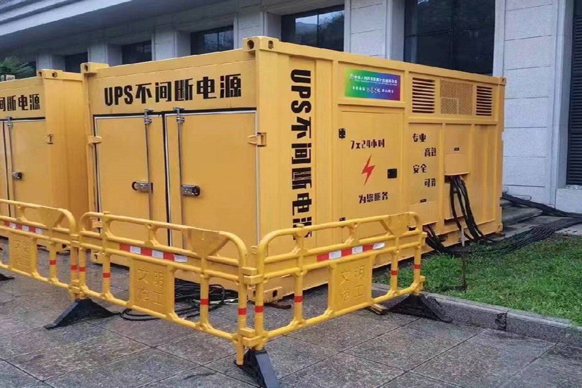 雨花发电机租赁施工现场